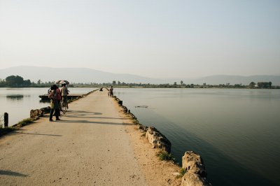 AI-generated travel thumbnail for Molo