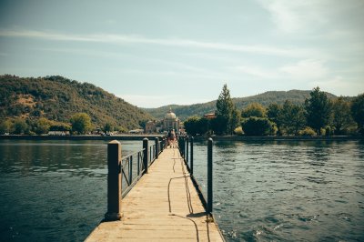 AI-generated travel thumbnail for Mondavio