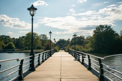 AI-generated travel thumbnail for Monroe City