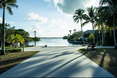 AI-generated travel thumbnail for Monroe County