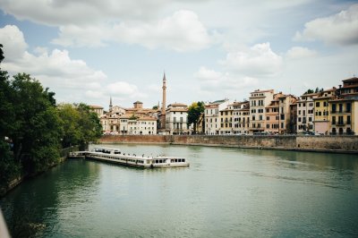 AI-generated travel thumbnail for Montagnana
