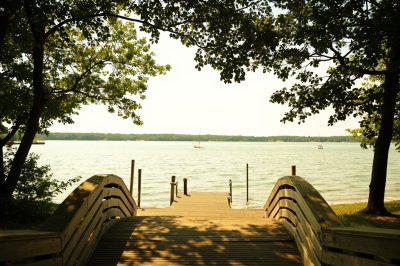 AI-generated travel thumbnail for Montague