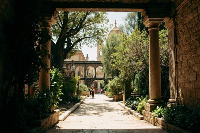 AI-generated travel thumbnail for Montánchez