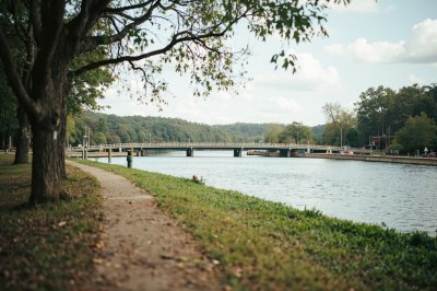 AI-generated travel thumbnail for Montgomery County