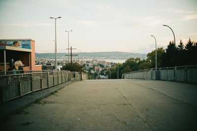 AI-generated travel thumbnail for Montréal