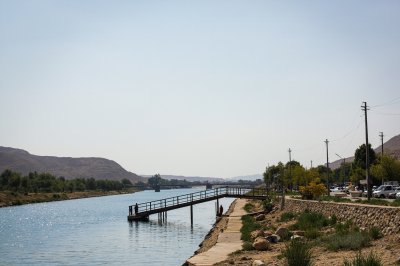 AI-generated travel thumbnail for Moqavemat