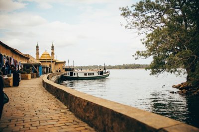 AI-generated travel thumbnail for Mora