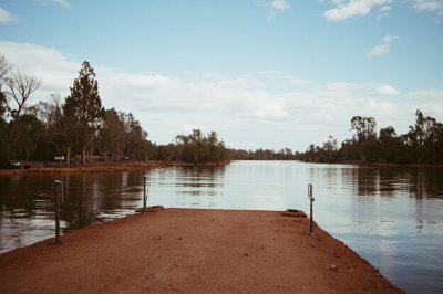 AI-generated travel thumbnail for Mount Magnet