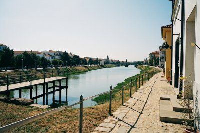 AI-generated travel thumbnail for Moura