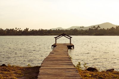 AI-generated travel thumbnail for Muang Tônpheung