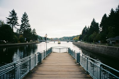 AI-generated travel thumbnail for Multnomah County