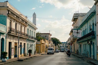 AI-generated travel thumbnail for Municipio de Holguín
