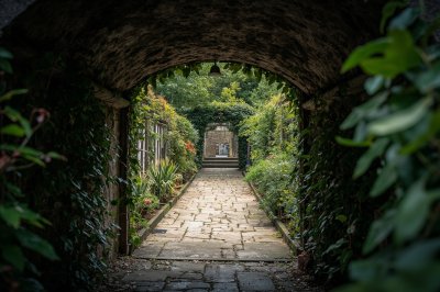 AI-generated travel thumbnail for Münzenberg