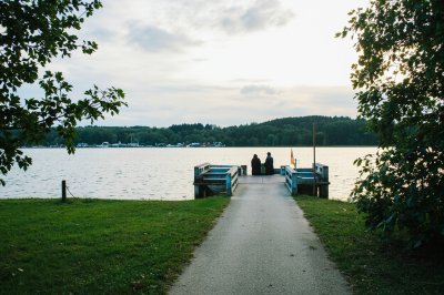 AI-generated travel thumbnail for Murowana Goślina