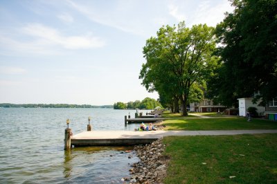 AI-generated travel thumbnail for Muttontown