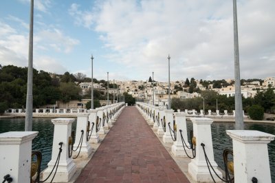 AI-generated travel thumbnail for Nadur