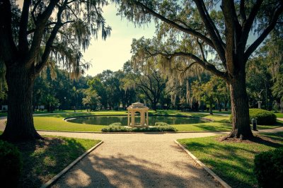 AI-generated travel thumbnail for Naples Manor