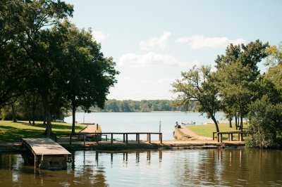 AI-generated travel thumbnail for Natchez