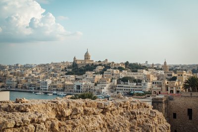 AI-generated travel thumbnail for Naxxar