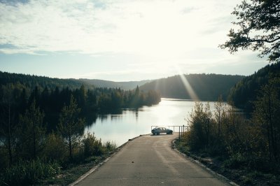 AI-generated travel thumbnail for Nelipyno