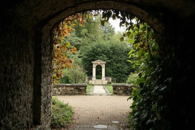 AI-generated travel thumbnail for Niedercorn