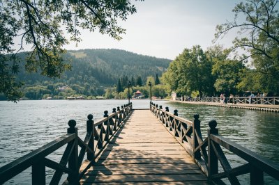 AI-generated travel thumbnail for Noratus