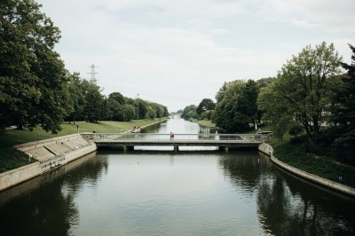 AI-generated travel thumbnail for North Olmsted