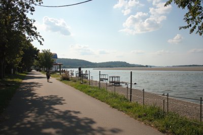 AI-generated travel thumbnail for Novi Banovci