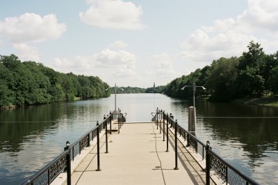 AI-generated travel thumbnail for Nowy Duninów