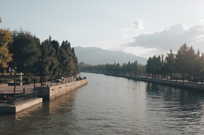 AI-generated travel thumbnail for Nurabad-e Simineh