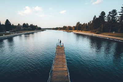 AI-generated travel thumbnail for Nyrob