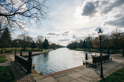 AI-generated travel thumbnail for Oakville