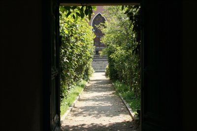 AI-generated travel thumbnail for Oberursel