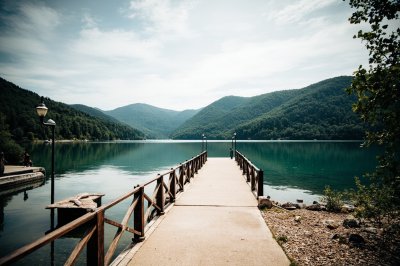 AI-generated travel thumbnail for Oberwaltersdorf