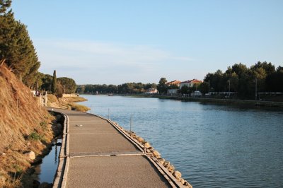 AI-generated travel thumbnail for Ocentejo