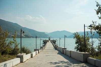 AI-generated travel thumbnail for Oğlanqala