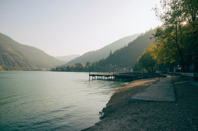 AI-generated travel thumbnail for Oni