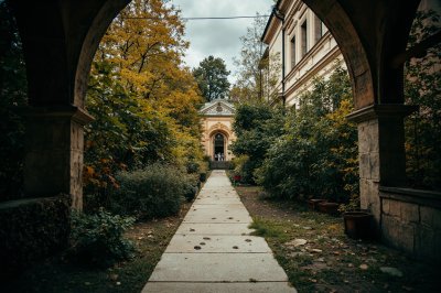 AI-generated travel thumbnail for Opatowiec