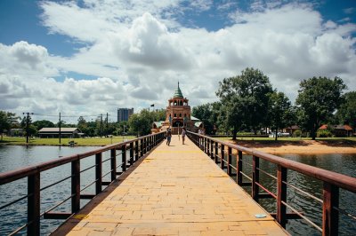 AI-generated travel thumbnail for Orapa