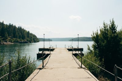 AI-generated travel thumbnail for Ostrov