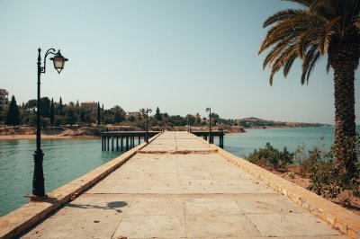 AI-generated travel thumbnail for Oued Meliz