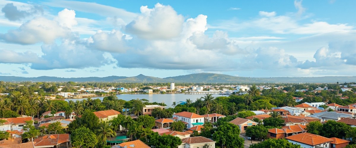 Painterly banner illustration of Padre Las Casas