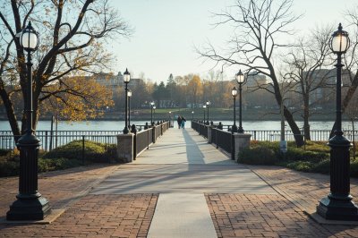 AI-generated travel thumbnail for Palmer Heights