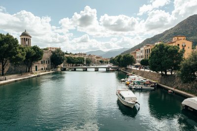 AI-generated travel thumbnail for Palomonte