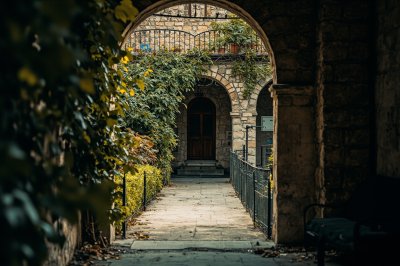 AI-generated travel thumbnail for Pănătău