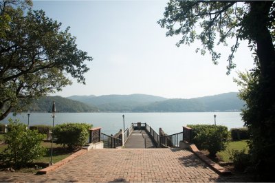 AI-generated travel thumbnail for Panchgani