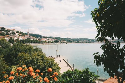 AI-generated travel thumbnail for Paredes