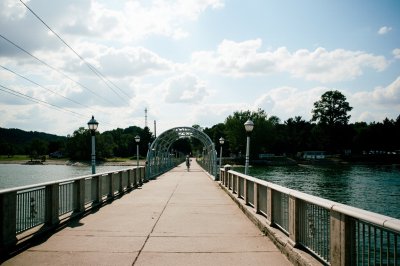 AI-generated travel thumbnail for Parkersburg