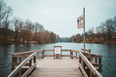 AI-generated travel thumbnail for Parndorf