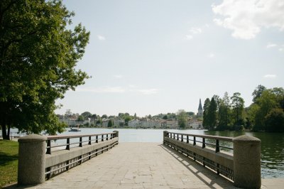 AI-generated travel thumbnail for Peseux
